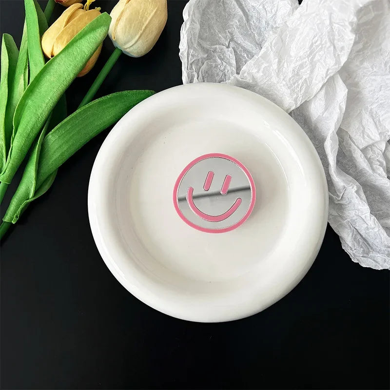 Mirrored Smile Pop Grip