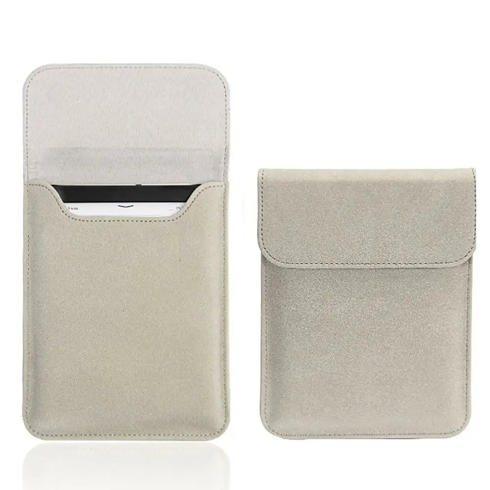 Magnetic E-Reader Sleeve