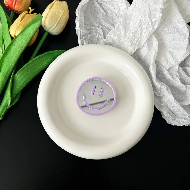 Mirrored Smile Pop Grip